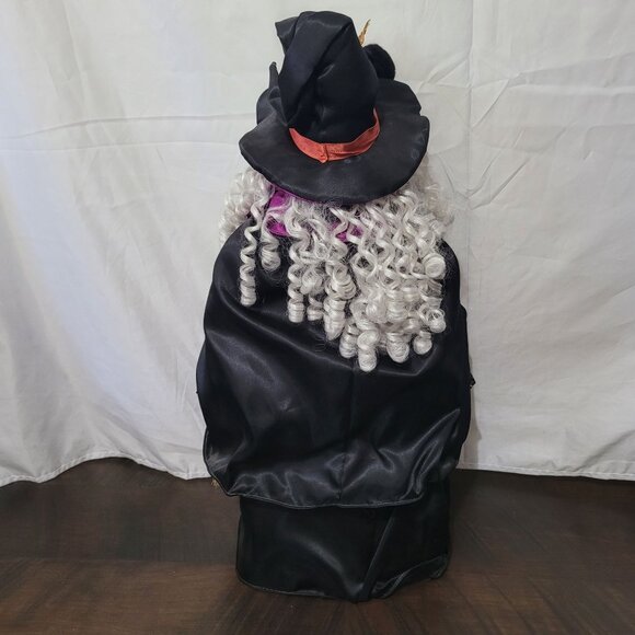 Halloween Witch Sorciere Decoration With Hat & Broom - Picture 5 of 12